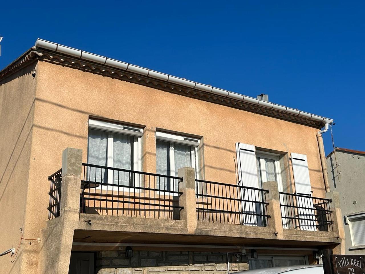 Appartement Les Voyages De Romane 纳博讷 外观 照片